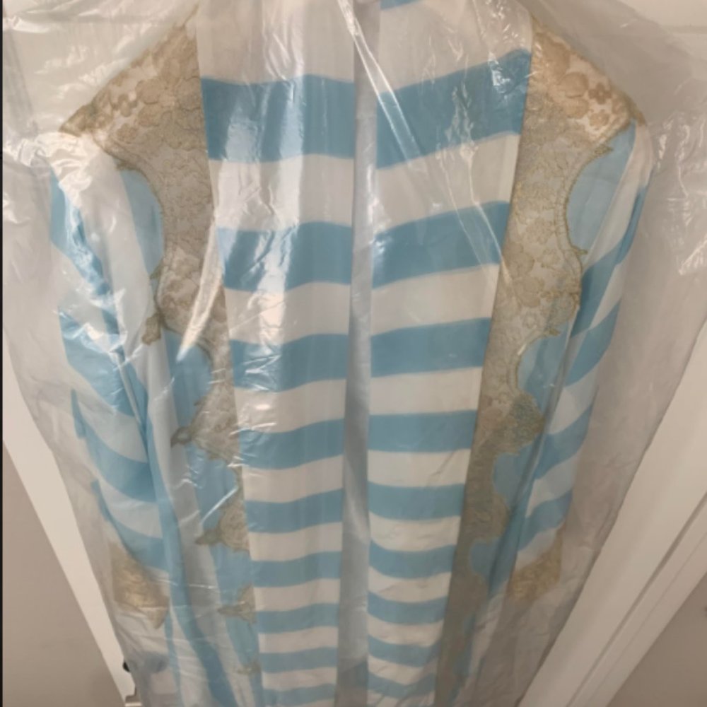 Rosamosario Short Robe - Picture 4 of 4